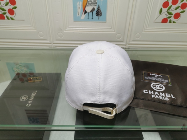 ブランド帽子側面デザイン